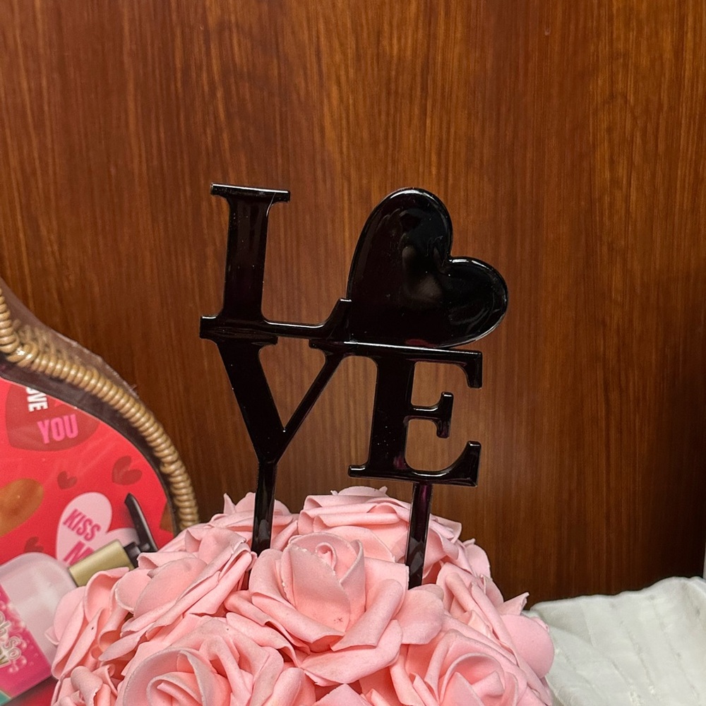 Black acrylic sign of Love for party cake topper